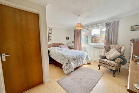 6 bedroom detached bungalow for sale, Swanborough Road, Newton Abbot TQ12