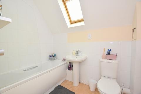 17 Coles Close, Wincanton, BA9 9FD