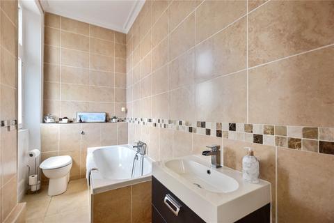 Flat 3, Henleys Manor Dartford Road, Bexley, DA5 2AS