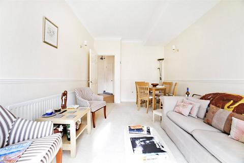 1 bedroom apartment to rent, William Square, London, SE16