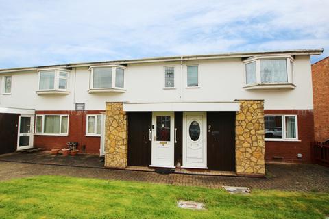 2 bedroom ground floor flat for sale, Giffard Court, Hearth Street, Market Harborough, Leicestershire, LE16