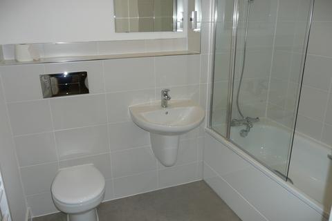 1 bedroom flat for sale, Addlestone