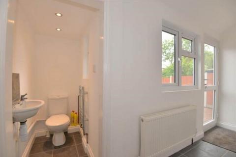 155 Murchison Road, London, E10 6LY