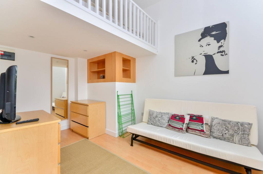 Studio to rent
