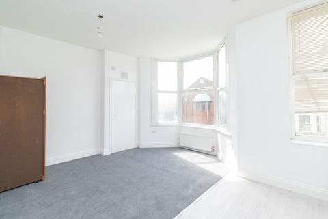 2 bedroom flat for sale, Godwin Road, Cliftonville, CT9