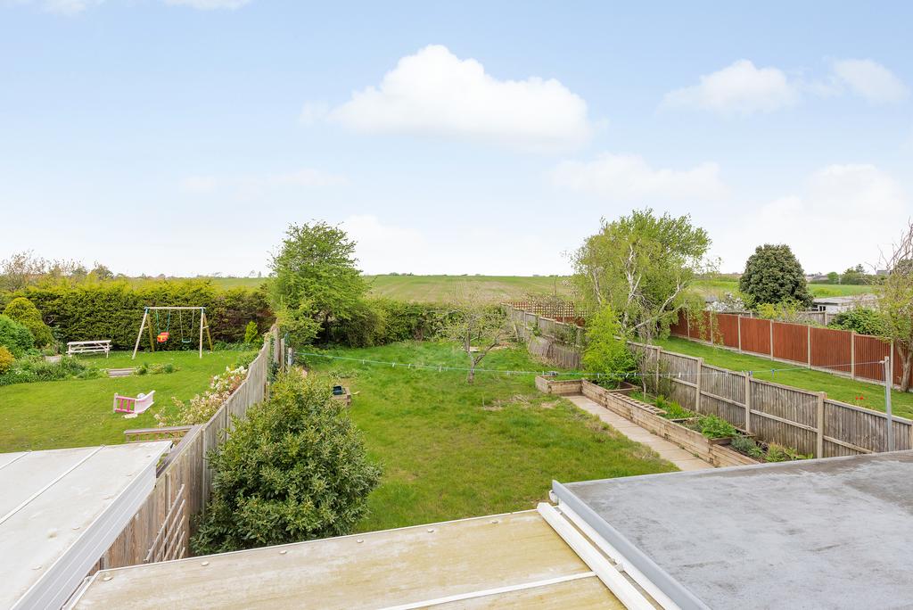 Virginia Road, Whitstable 4 bed semidetached bungalow for sale £400,000