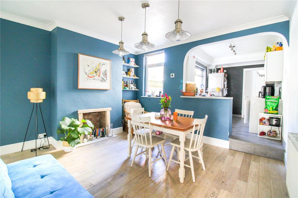 3 bedroom terraced house to rent