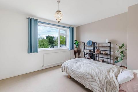 1 Gladeside, Bar Hill, Cambridge, CB23 8DY