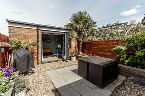 2 bedroom end of terrace house for sale, Cambridge Road, St. Albans, Hertfordshire