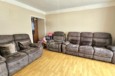 3 bedroom terraced house for sale, North Hyde Lane,  Southall, UB2