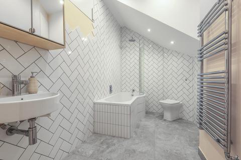 Flat 2, 57 Maple Road, London, SE20 8LA