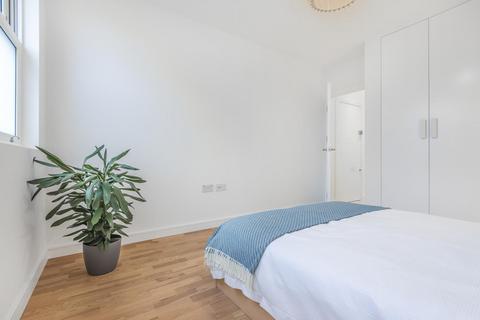 Flat 2, 57 Maple Road, London, SE20 8LA