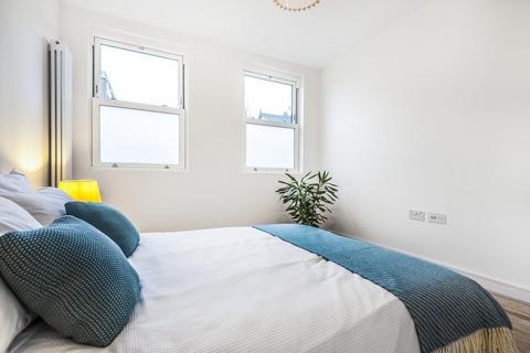Flat 2, 57 Maple Road, London, SE20 8LA