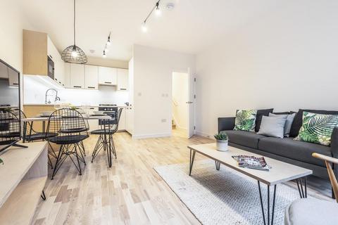 Flat 2, 57 Maple Road, London, SE20 8LA