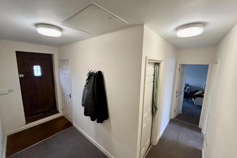 undefined, THE BROADWAY, THATCHAM RG19