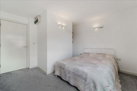 1 bedroom apartment for sale, London Road, Brentford, TW8