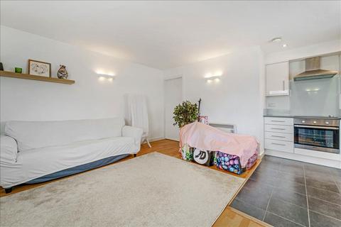 1 bedroom apartment for sale, London Road, Brentford, TW8