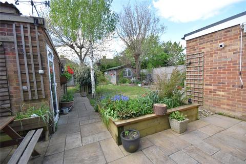 3 bedroom semi-detached house for sale, Horley, Surrey, RH6