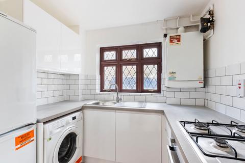 2 bedroom house to rent, E16 3TN