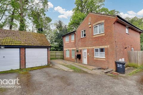 5 bedroom detached house for sale, Ixworth Close, Northampton