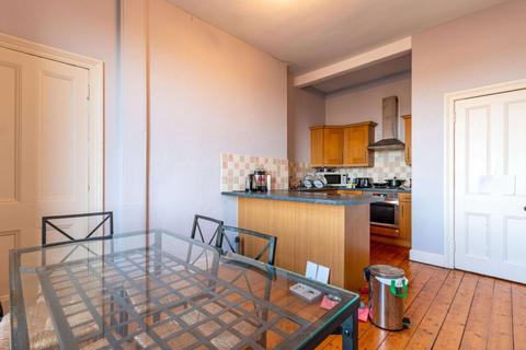 2 bedroom flat to rent, 1296L – Cowan Road, Edinburgh, EH11 1RH