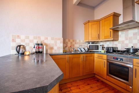 2 bedroom flat to rent, 1296L – Cowan Road, Edinburgh, EH11 1RH