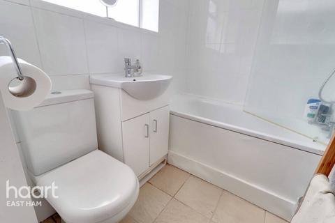 240a Strone Road, London, E12 6TP