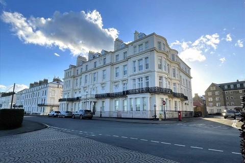 3 bedroom apartment for sale, Royal Crescent Court, Filey