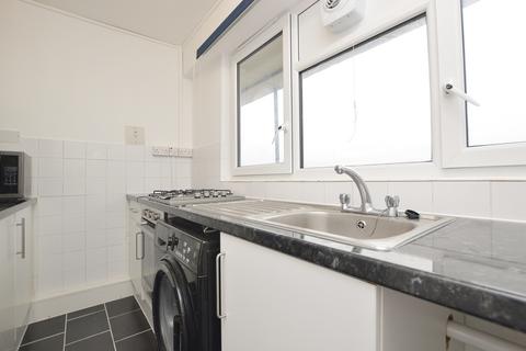 1 bedroom flat to rent, Marchwood Close Camberwell SE5