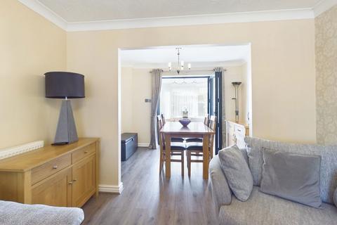 5 Vicarage Gardens, Burscough, Ormskirk, L40 7UU