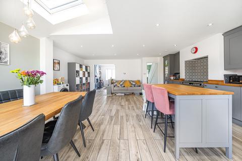 9 Cranmer Close, Ruislip, HA4 9QF