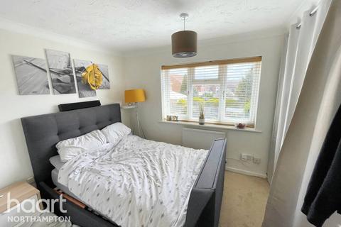 2 bedroom semi-detached house for sale, Millside Close, Northampton