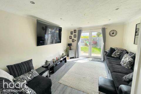 2 bedroom semi-detached house for sale, Millside Close, Northampton