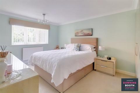 15 Crawley Lane, Kings Bromley, Burton-on-trent, DE13 7JF