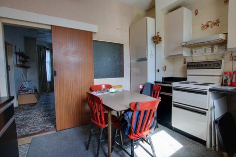 81 Anglesea Road, Shirley, Southampton, SO15 5QR