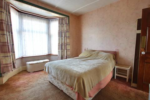 81 Anglesea Road, Shirley, Southampton, SO15 5QR