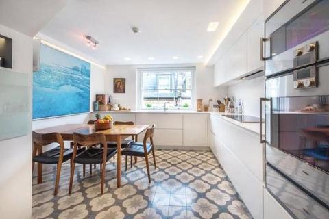 4 bedroom apartment for sale, Queen's Gate Gardens, London, SW7