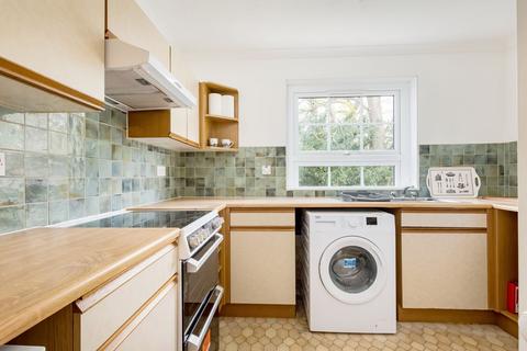 2 bedroom flat to rent, Rockwood House Gravel Hill Road, Bristol BS37