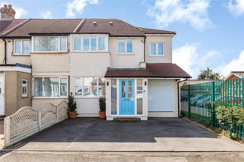 4 bedroom end of terrace house for sale, Diban Avenue, Hornchurch, RM12