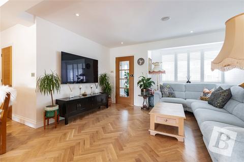 4 bedroom end of terrace house for sale, Diban Avenue, Hornchurch, Essex, RM12