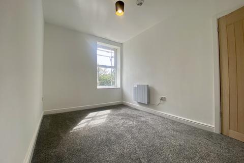 2 bedroom flat to rent, Waterloo, Liverpool L22