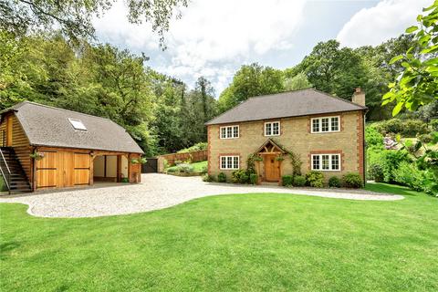 4 bedroom detached house for sale, Fullers Vale, Headley Down, Hampshire, GU35