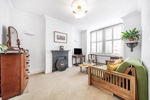 1 bedroom apartment for sale, Percy Road, London