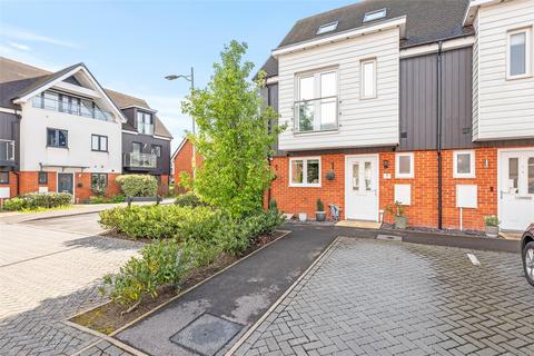 3 bedroom townhouse for sale, Huxley Drive, Oxted, Surrey, RH8