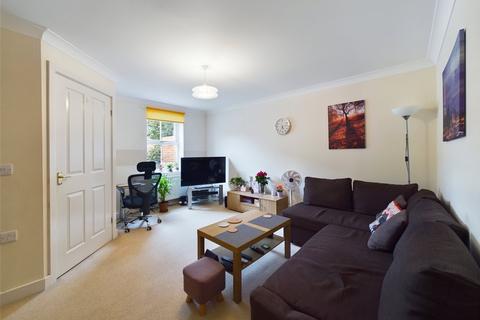32 Woodvale Kingsway, Quedgeley, Gloucester, GL2 2AU