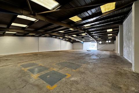 Warehouse to rent, Thorpe Road, Melton Mowbray, Leicestershire, LE13