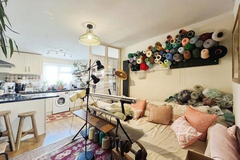 1 bedroom maisonette for sale, Abbey Road, Basingstoke, Hampshire