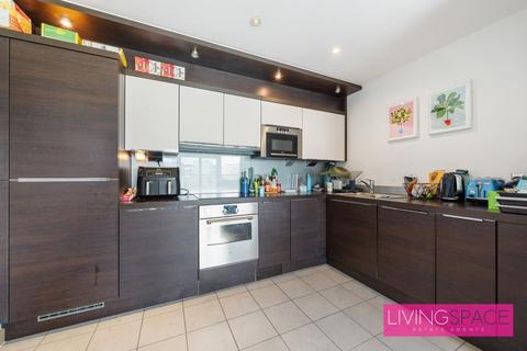 1 bedroom flat for sale, Drayton Park, Drayton Park