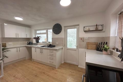 30 Kay Crescent, Bodmin, PL31 1QU