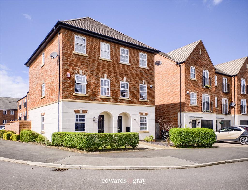 Gerards Way, Coleshill, B46 3FG 4 bed semidetached house for sale £